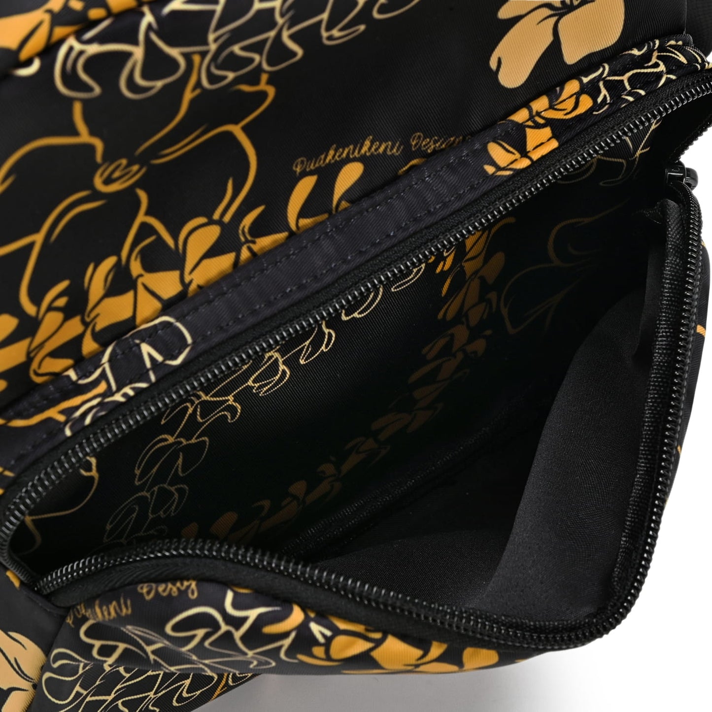 クロスボディバッグ（カウルア ブラック）