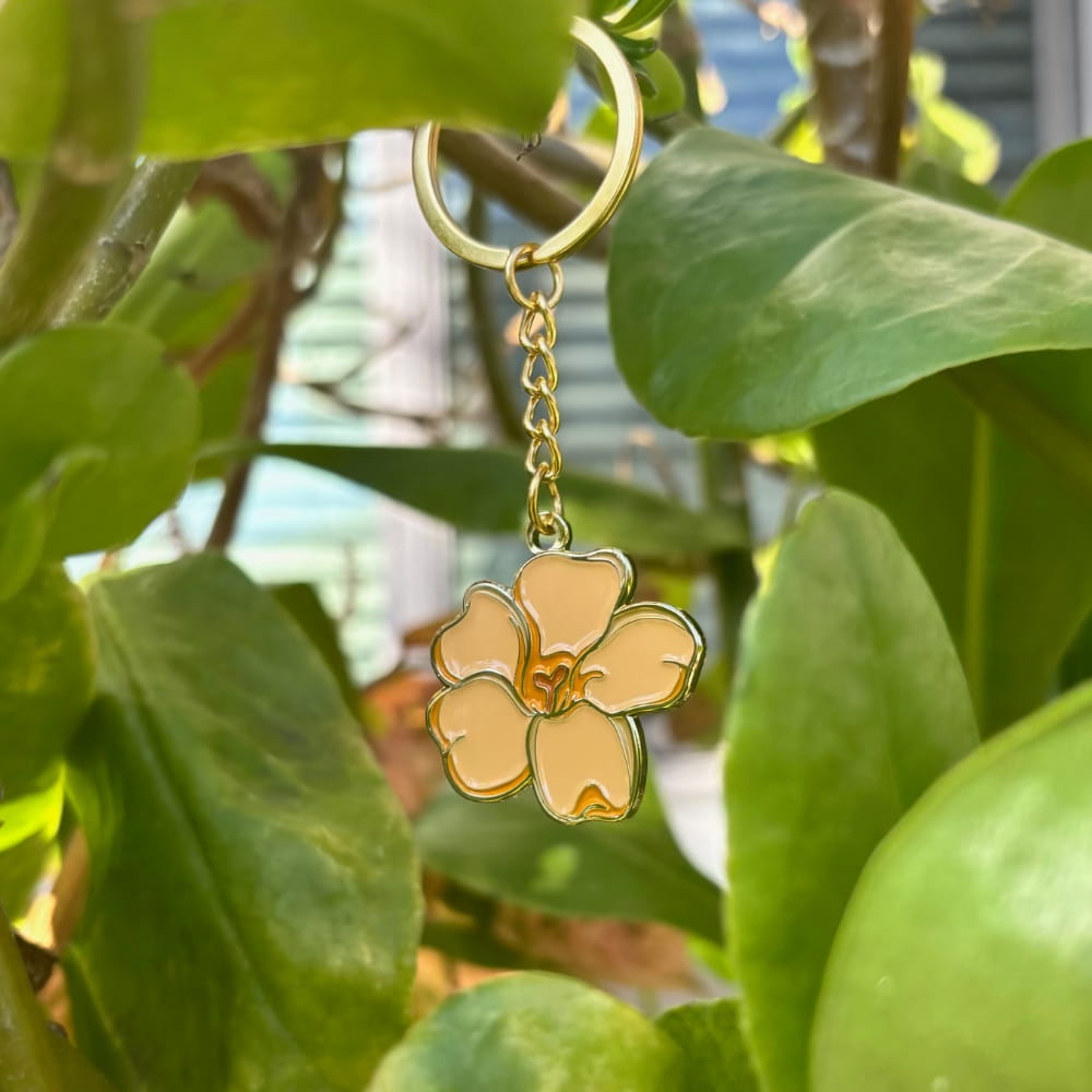 Puakenikeni Flower Keychain - Zipper Pull for Purses – Puakenikeni